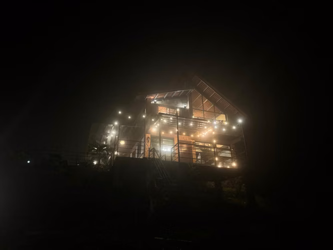 Se alquila casa en Altos de Cerro Azul