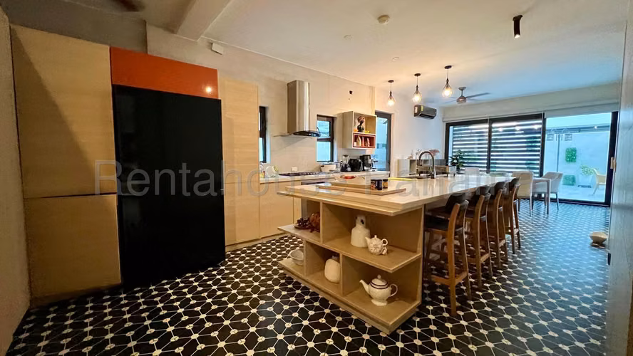 Venta De Casa En Altos De Panama KC