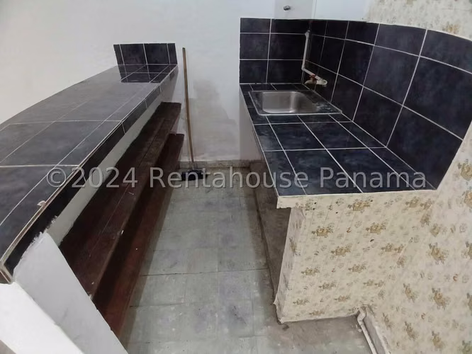 Venta De Edificio En Parque Lefevre KC