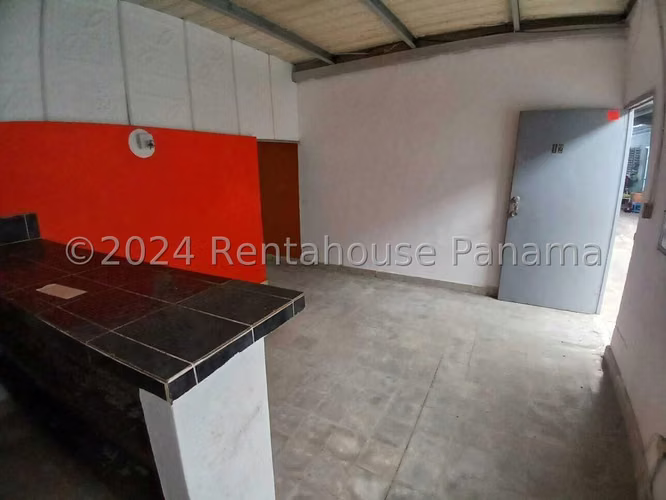 Venta De Edificio En Parque Lefevre KC