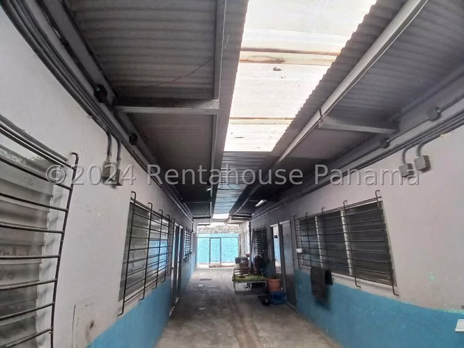 Venta De Edificio En Parque Lefevre KC