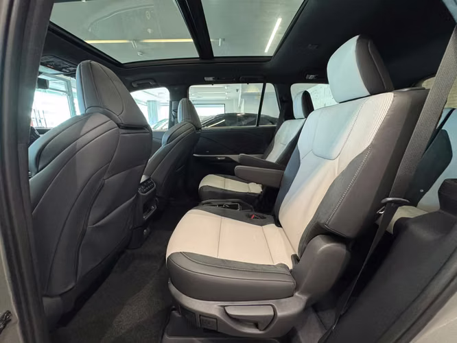 2026 LEXUS TX500 F SPORT - Imagen 10