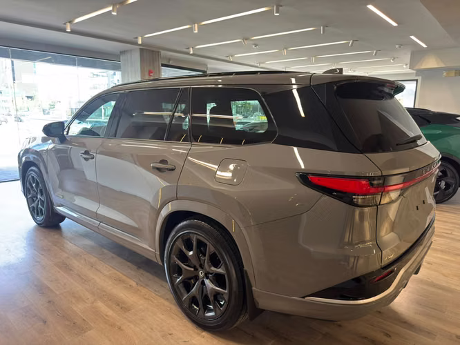 2026 LEXUS TX500 F SPORT - Imagen 4