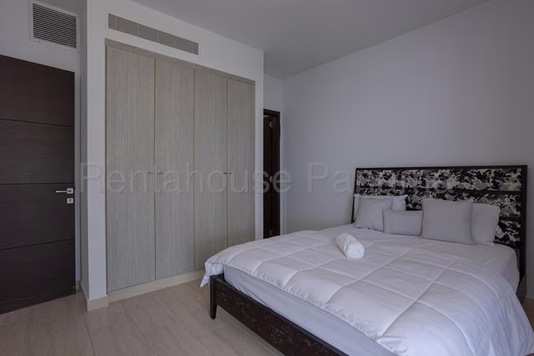 Apartamento en Venta en Punta Pacífica. GRAND TOWER