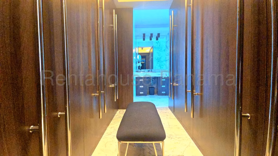 Apartamento en Alquiler en Punta Pacifica 26*8715Mfk