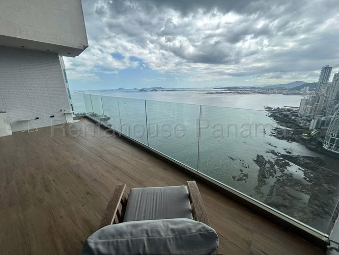 Venta De Apartamento En Punta Pacífica KC