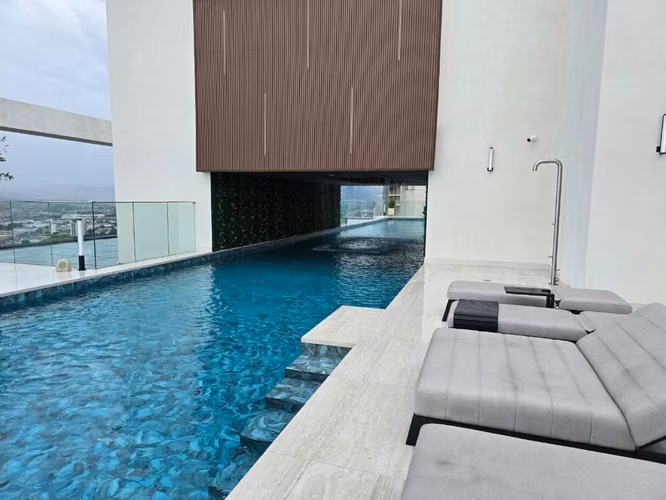 Santa María The ivy tower se vende apartamento 4 recámaras