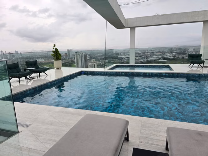 Santa María The ivy tower se vende apartamento 4 recámaras