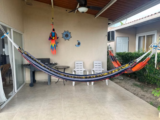 VENDO EN CORONADO CASA EN RESIDENCIAL PRIVADO