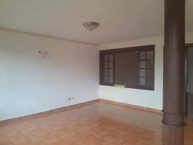 El Avance, Venta de hermosa casa duplex área exclusiva - Imagen 2