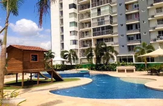 Se Vende Apartamento en Pueblo Nuevo YDU