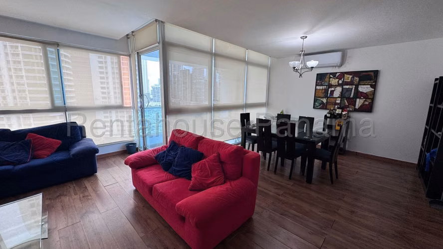 Se Vende Apartamento en Avenida Balboa YDU