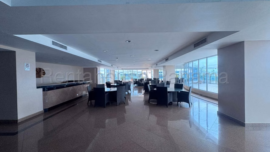 Se Vende Apartamento en Avenida Balboa YDU