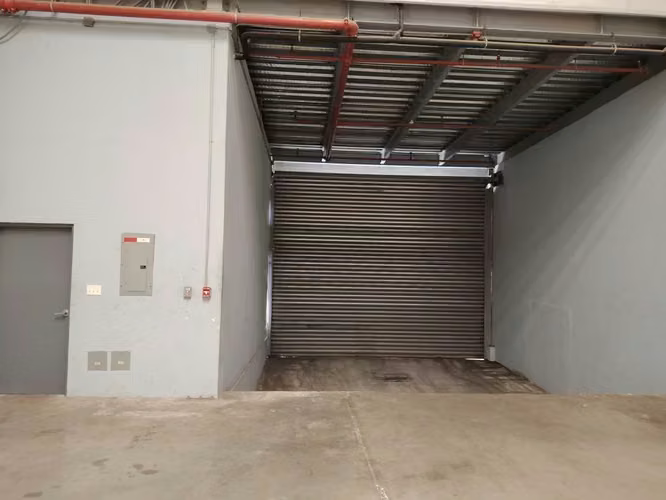 Alquiler de Ofibodega con Electricidad Trifasica