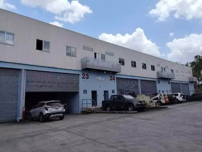 Office/warehouse rental with three-phase electricity