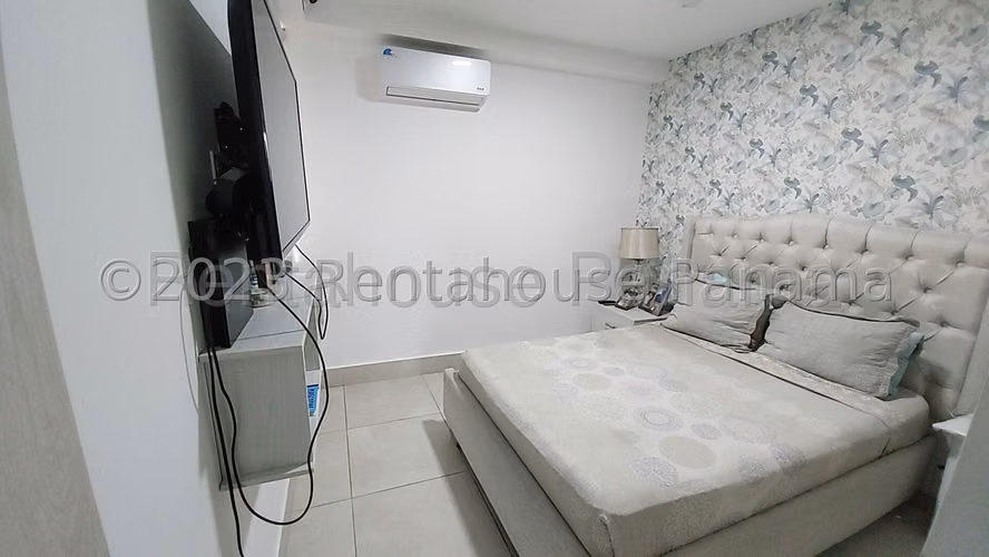 VENTA DE APARTAMENTO EN SKY POINT RICARDO J ALFARO HQ