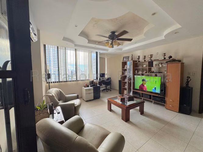 VENTA DE APARTAMENTO EN PLAZA REAL SAN FRANCISCO HQ