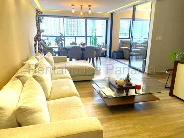 Selling apartment in Bella Vista