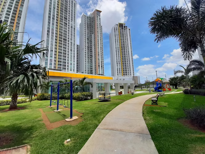 Venta de Apartamento en Condado del Rey Ph Kings Park KC