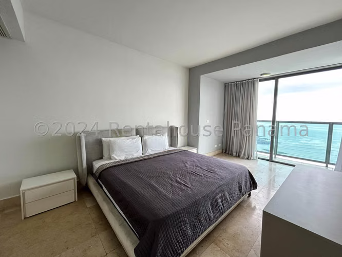 Alquiler de Apartamento en Avenida Balboa Ph Yoo and Arts KC