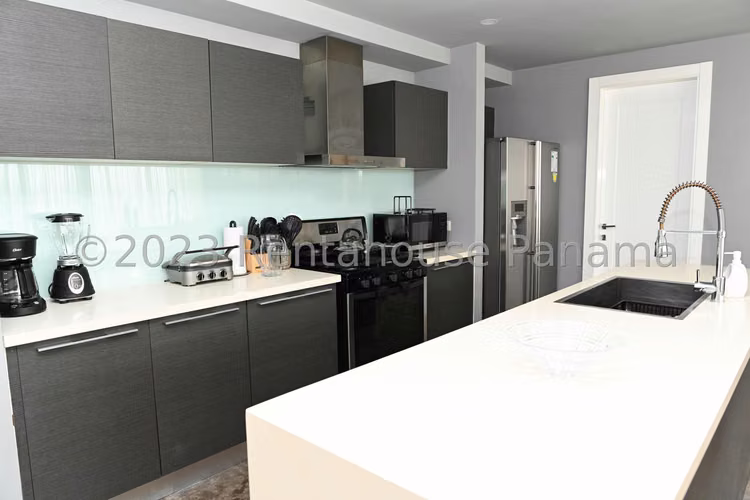 Alquiler de Apartamento en Avenida Balboa Ph Yoo and Arts KC