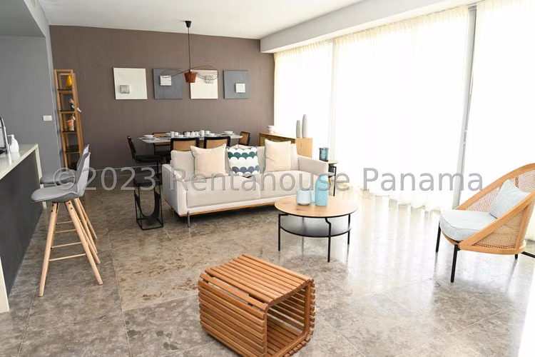 Alquiler de Apartamento en Avenida Balboa Ph Yoo and Arts KC