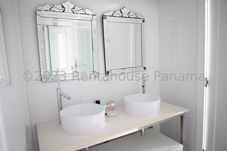 Alquiler de Apartamento en Avenida Balboa Ph Yoo and Arts KC