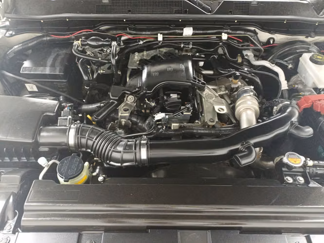 NISSAN NP300 FRONTIER - 2025 - PFNX - Automarket - Imagen 3