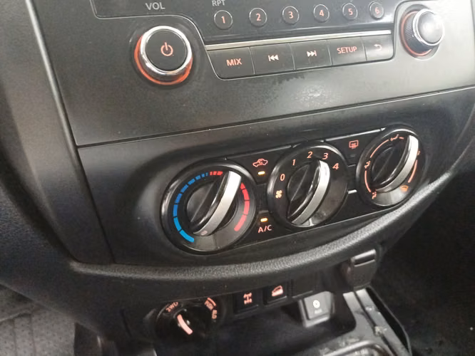 NISSAN NP300 FRONTIER - 2025 - PFNX - Automarket - Imagen 9