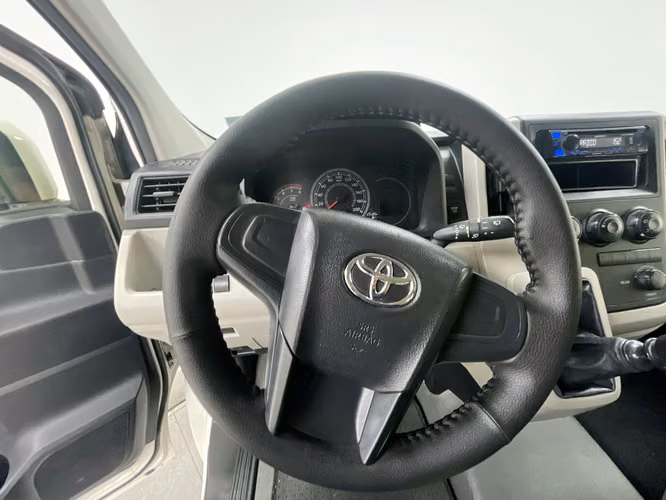 TOYOTA HIACE - 2024 - HH - Automarket - Imagen 6