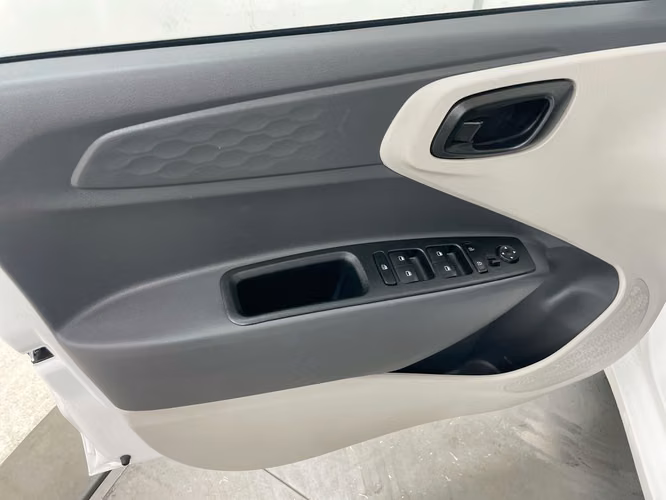 HYUNDAI GRAND I-10 - 2026 - HIX - Automarket - Imagen 4