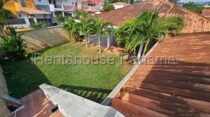 Alquiler de Casa con 453m2 en Vista Alegre PH Quintas de Nuevo Arraijan 26-8782SR