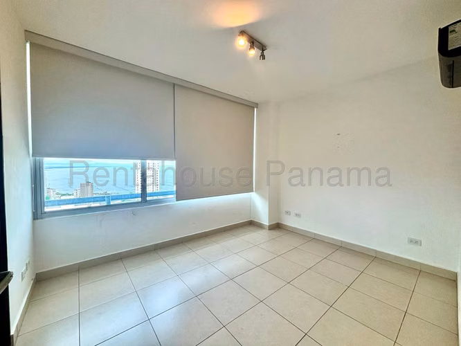 Alquiler de Apartamento con 188m2 en San Francisco PH Tao 26-8766SR