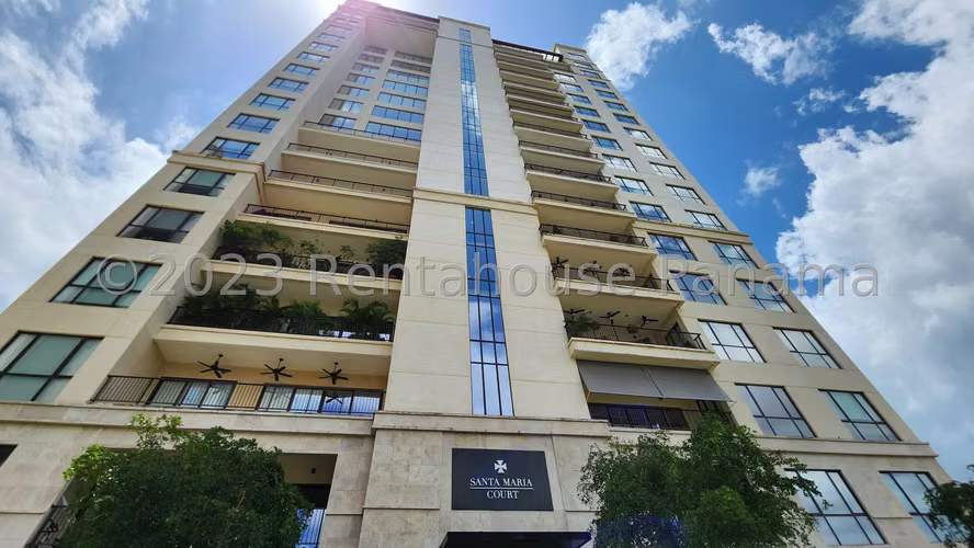 Venta de Apartamento con 244m2 en Santa Maria PH Santa Maria Court 25-343SR