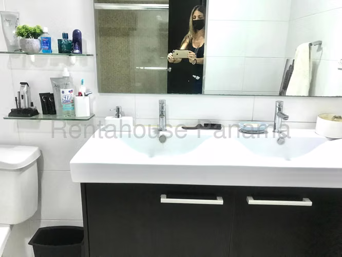 Venta de Apartamento con 102m2 en Panama Pacifico PH Midrise 26-8662SR