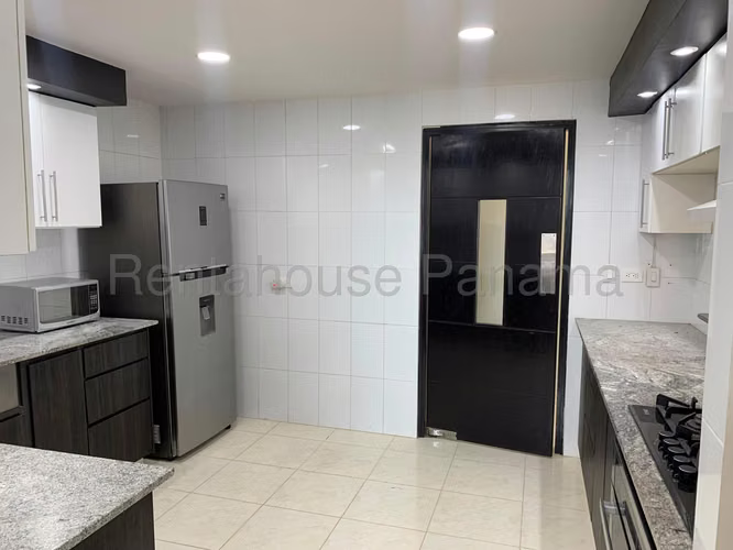 Alquiler de Apartamento en Carrasquilla Ph Hyde Park CCO