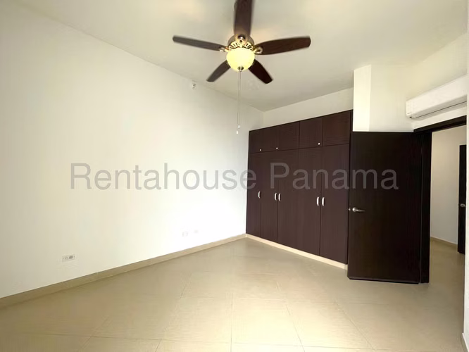 Alquiler de Apartamento en Costa del Este Ph Country Club CCO