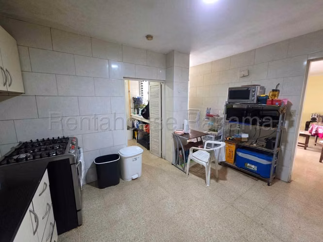 Apartamento en Venta en Marbella MPM 26-7052