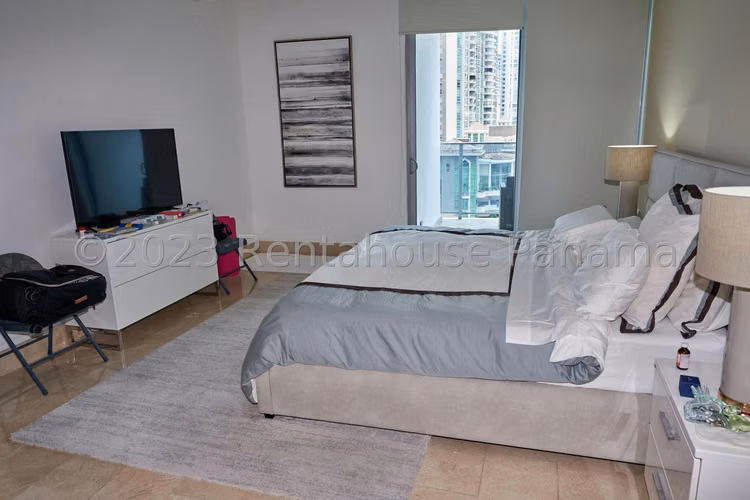 VIVA YA! EN PUNTA PACIFICA VENTA PH GRAND TOWER AMOBLADO ESM