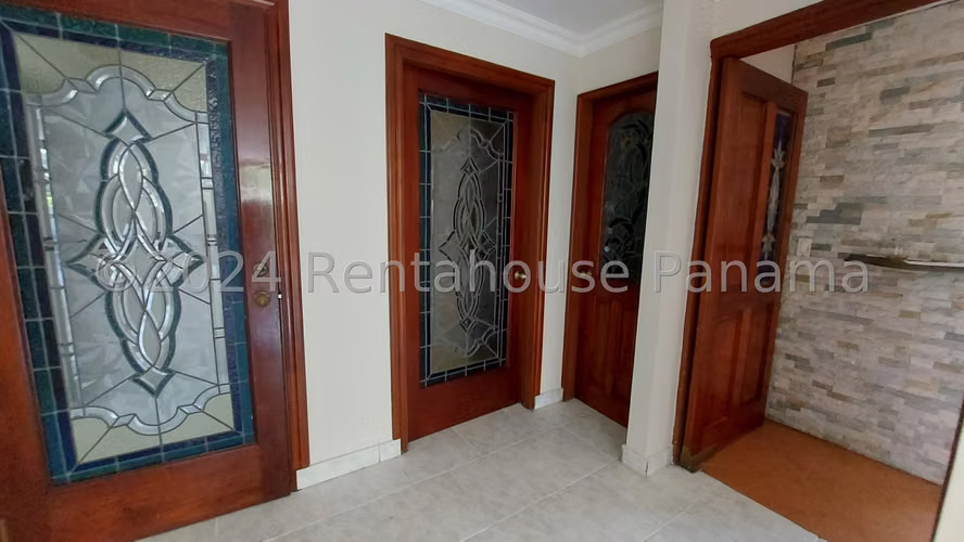 Venta de Apartamento en El Cangrejo Ph Aranjuez Solo Cliente Directo MC