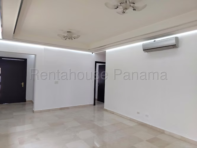 Venta de Casa en Brisas Del Golf Brisas del Golf 300 Mts PD