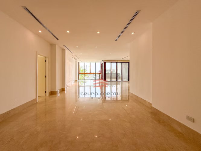 ALQUILER APARTAMENTO OCEAN REEF 350 MTS IMPECABLE