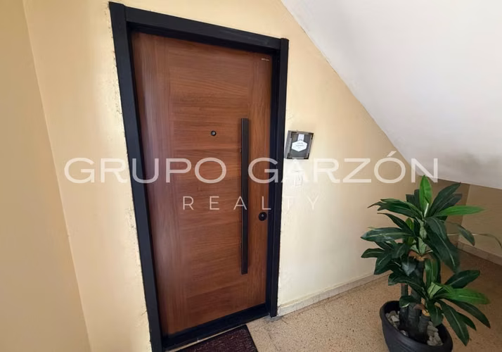 Se vende apartamento Hato Pintado (alado del Colegio IPA)