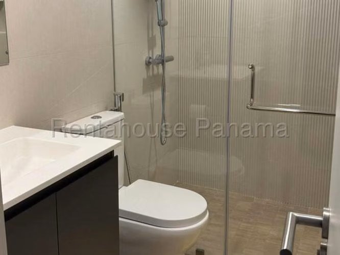 Venta de Apartamento en Hato Pintado Ph Balcony NS