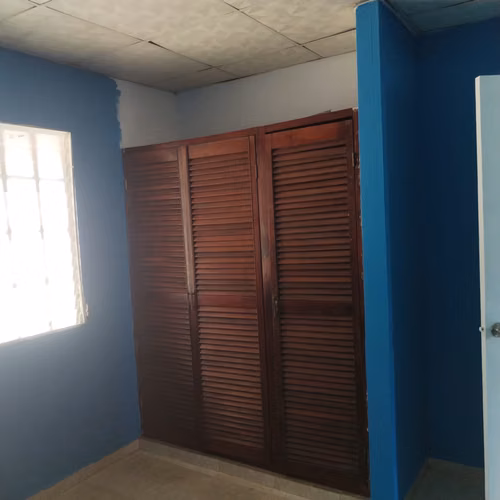 EN LA CHORRERA ALQUILO CÓMODOS APARTAMENTOS CON TODO PRIVADO EN LUGAR TRANQUILO Y ACCESIBLE