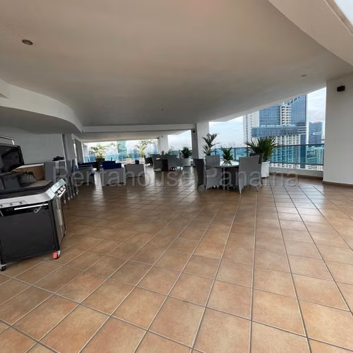 Alquiler de apartamento en Avenida Balboa AK