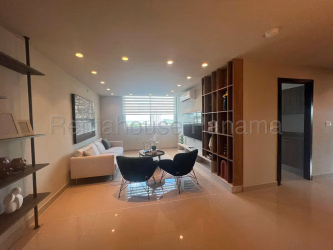 Alquiler de apartamento en Bellavista AK