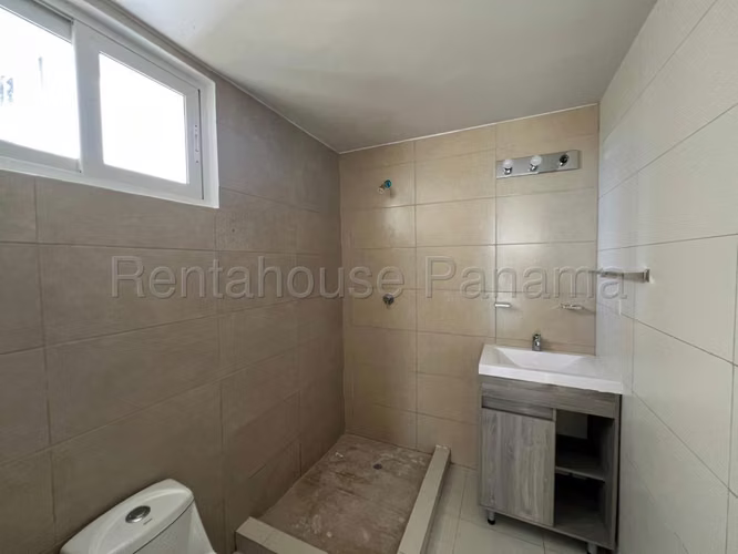 Venta de apartamento en Versalles AK