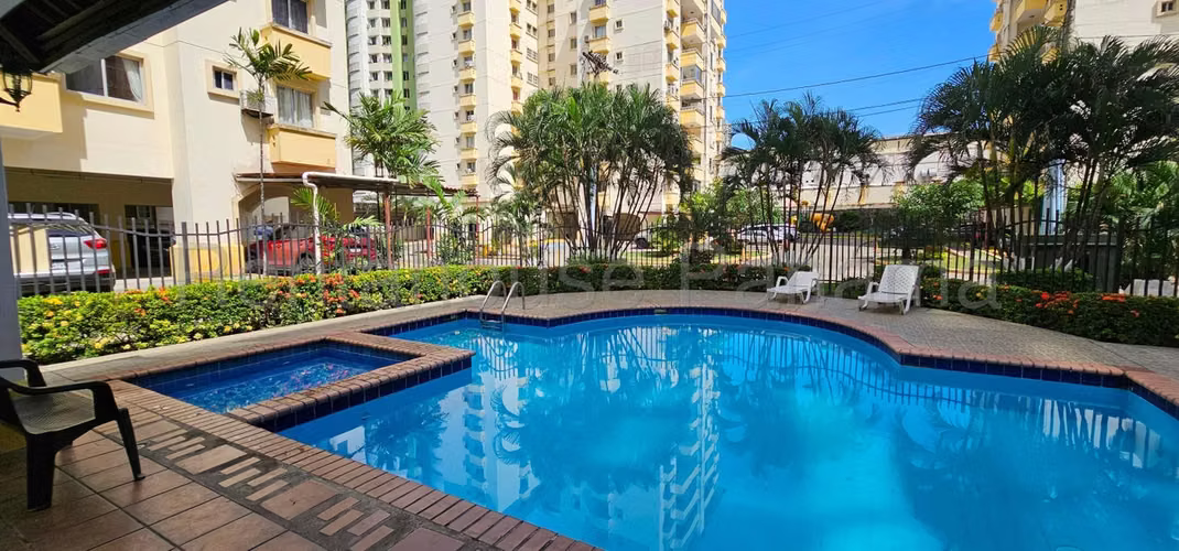 Apartamento en Venta en Condado del Rey  JG