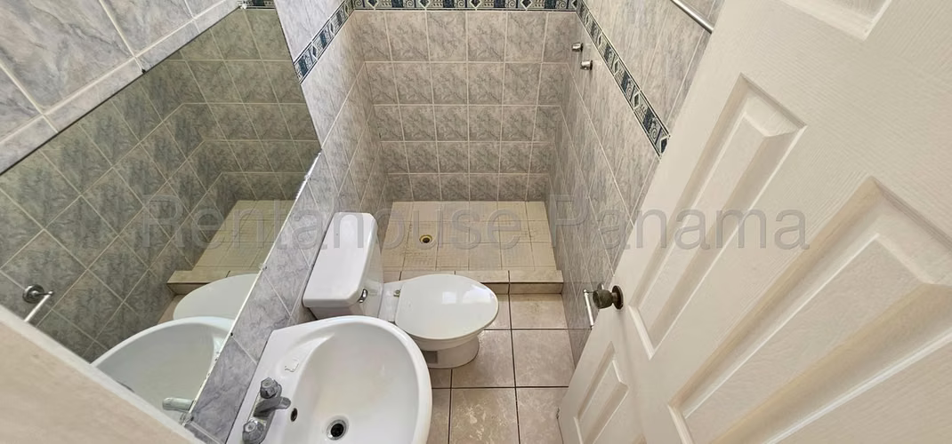 Apartamento en Venta en Condado del Rey  JG